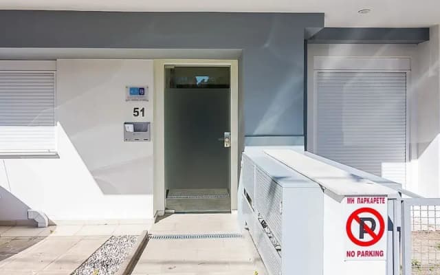 Modern Athens Studio by Cloudkeys - photo 3