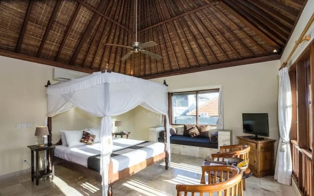 3 bedroom villa river side Legian - photo 2
