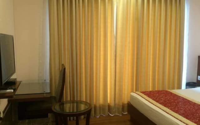 Hotel Shhaurya - photo 2
