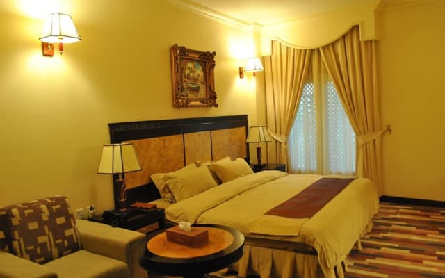 Capital O 155 Dmas Hotel - photo 3