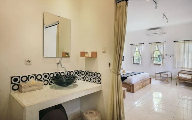 Ubud Glassy Villa by Pramana Villas - photo 3