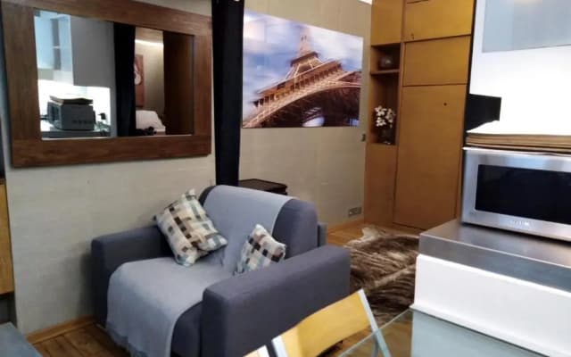 Paris Interiors Rentals - Le Marais Pompidou Center - photo 2