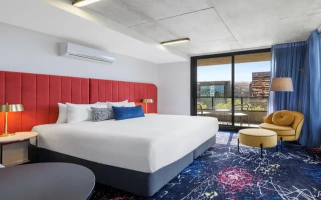 Oaks Melbourne St Kilda Road Hotel - photo 3