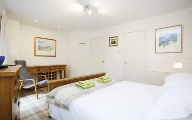 Central New Town Apartment - photo 2