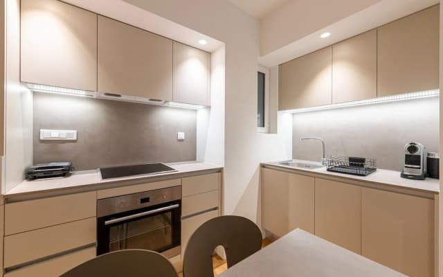 Phaedrus Living Executive Flat Kolonaki - photo 5