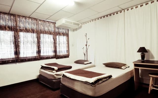Suk11 Hostel - photo 4