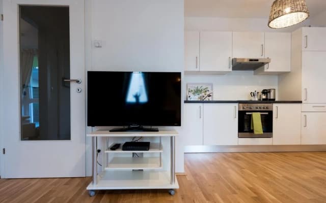 Beautiful Home - Garden Apartment - photo 2