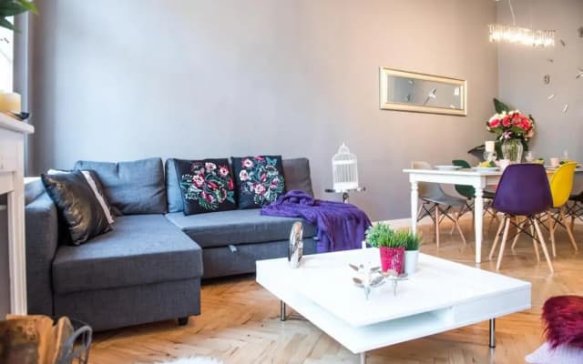 Cosmopolitan Central Prague Apartment - photo 5