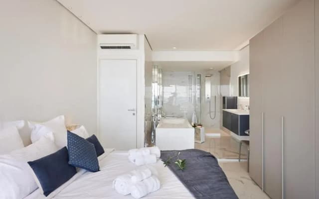 Sunlight Properties - Sky blue - 3 bedroom flat with sea view on the Promenade des Anglais - photo 5