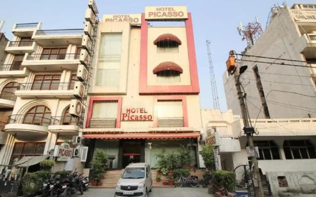 Hotel Picasso - photo 3