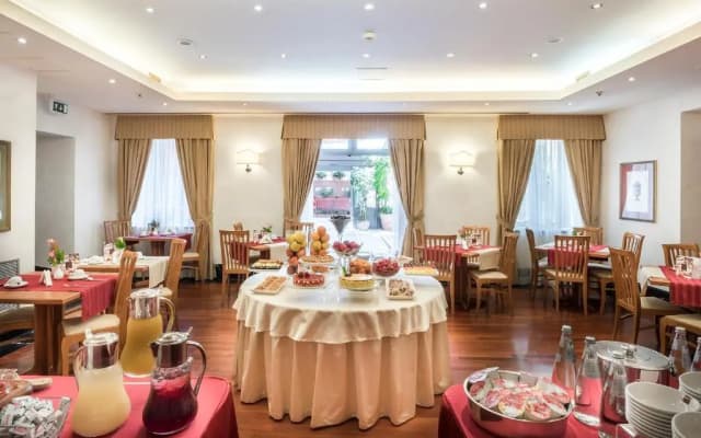 Hotel Ponte Sisto - photo 4