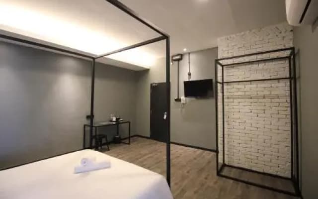 68 Boutique Hotel - photo 4