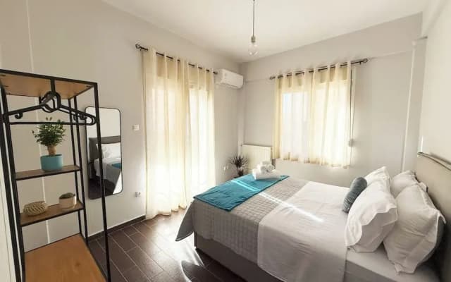 Athenian Petralona Suite - photo 2