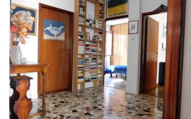 Nouvelle Vague Apartment - photo 5
