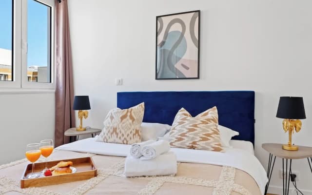 Charming 2BR Retreat by République - photo 4