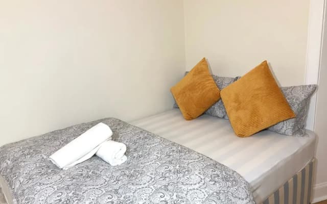 The Dalgety Apartments - photo 5