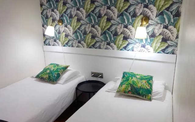 Bcn Accommodation - photo 3