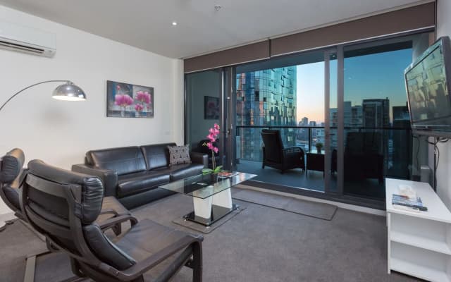 Luxury Apartments by Royal Stays - photo 5