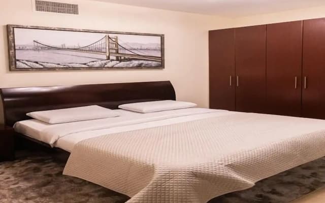 Modern 2BR Oasis with Breathtaking Views - photo 4