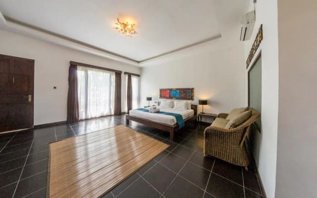 Ubud Raya Villa - photo 2