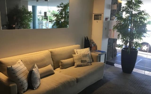 Pine Court Apartments - photo 2