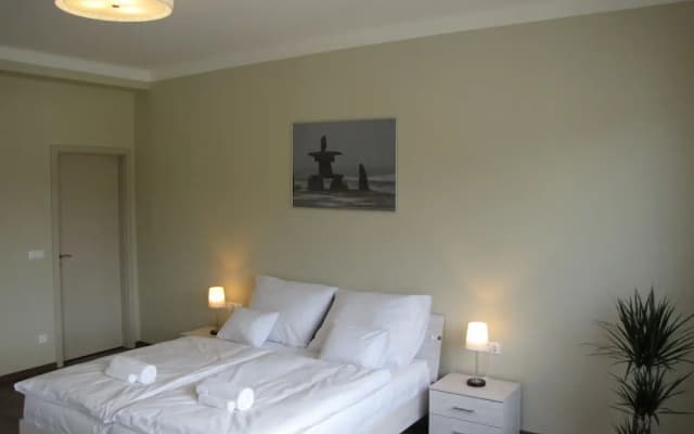 Empire of Liberty Apartment - photo 4