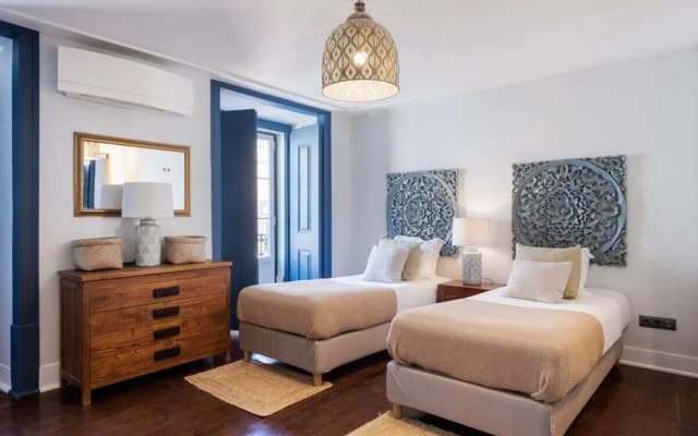 Bella Vista - Modern Classic in Heart of City - photo 3
