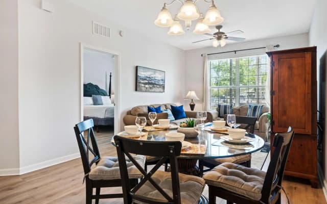 Renovated Condo by Convention Center & I-drive - photo 4