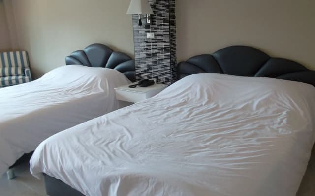 Pom Pom Residence - photo 4