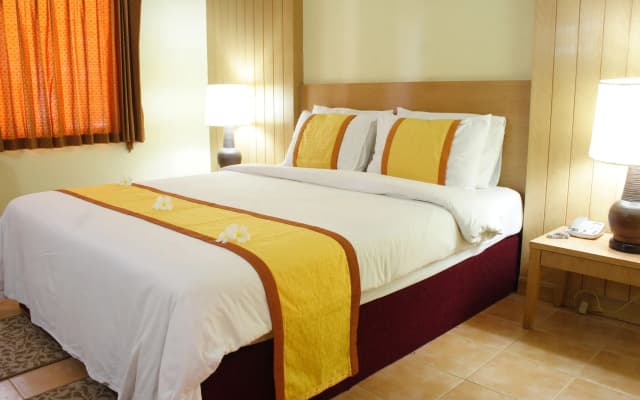 Palm Garden Hotel - photo 5
