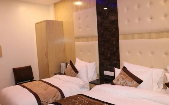 Hotel Karlo Kastle - photo 5