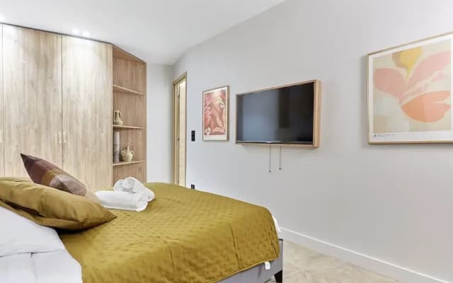 Superb Apartment Center of Paris Montmartre - photo 2