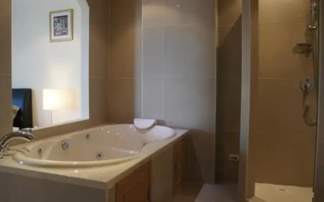 VT 2 - Serviced Apartment - photo 5