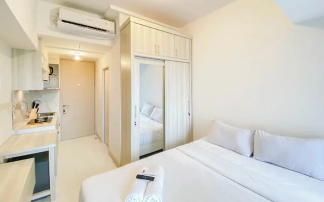 Cozy And Well Furnished Studio Tokyo Riverside Pik 2 Apartment - photo 2