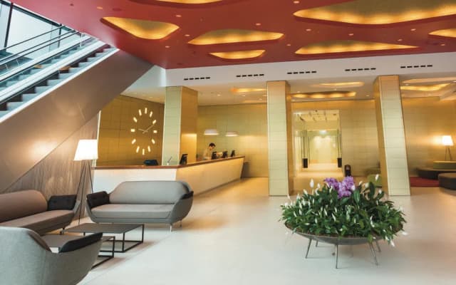 Hotel Riu Plaza Berlin - photo 2