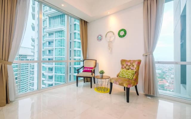 Luxurious 2BR Kemang Village Apartment - photo 2