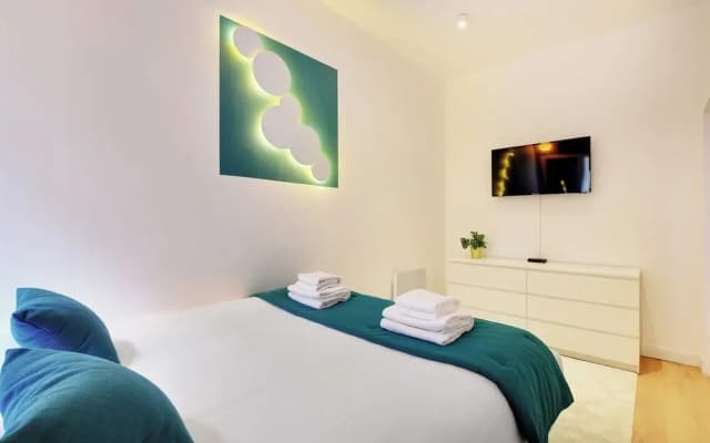 Modern Apartment - 1br/6p - AC - Marais - photo 5