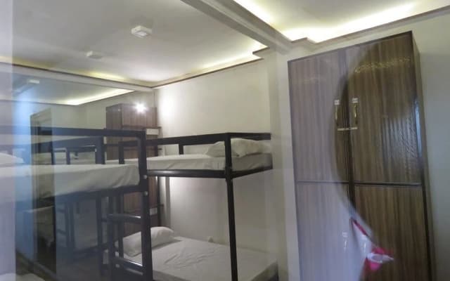 The Backpackers Hostel - photo 5