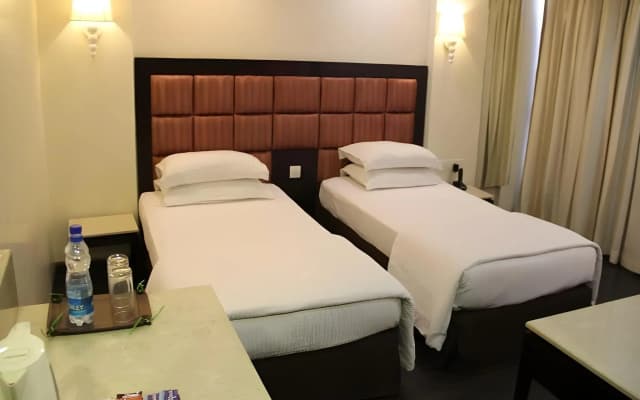 Madhuban Hotel - photo 5