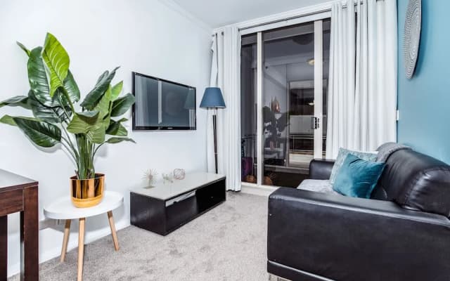 DD Apartments on Kent - photo 5