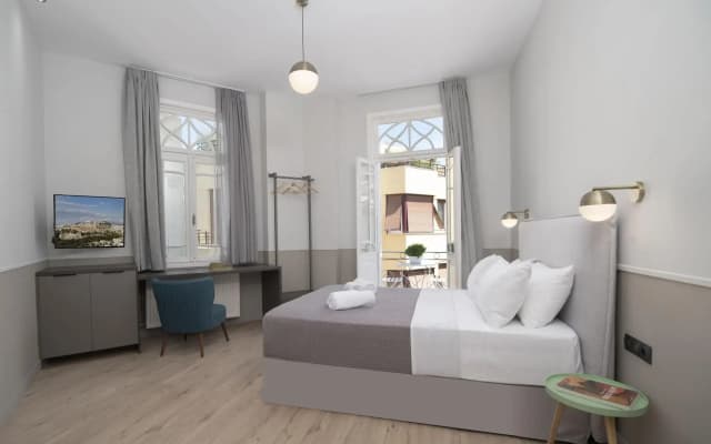 Plaka Arch Suites - photo 2