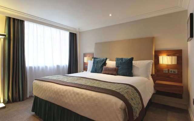 The Marble Arch Hotel - photo 4