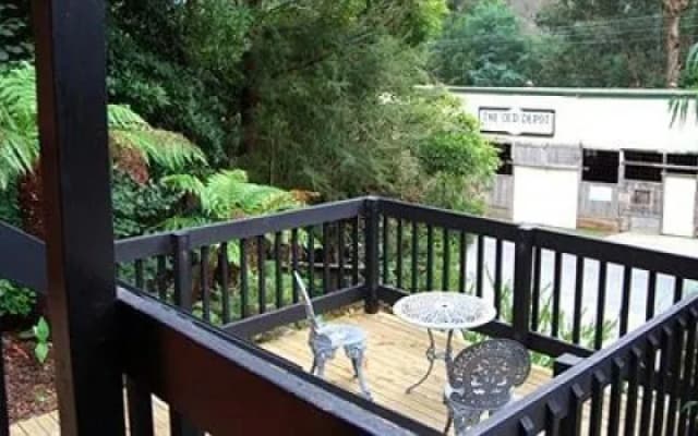 The Keepers Cottage - photo 4
