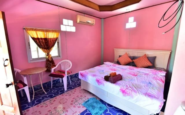 Lanta Danai Guesthouse - photo 5