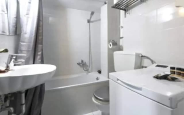 Stylish & cozy apt in Exarchia - photo 4