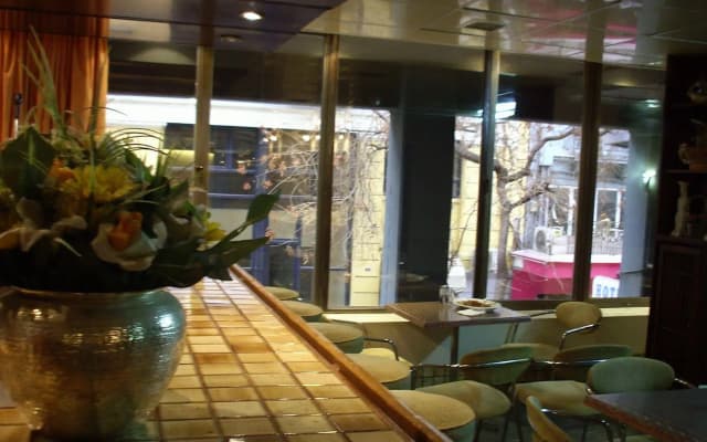 Claridge Hotel - photo 2