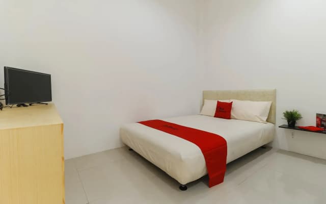 Room 28 Guesthouse by RedDoorz - photo 4