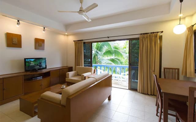 The Club Residence by Alexanders - photo 3