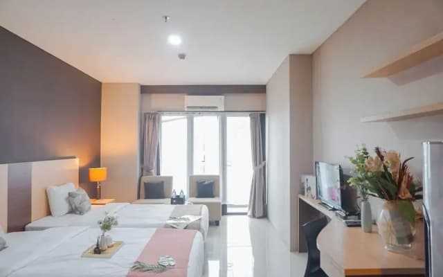 Comfortable Studio At Tamansari Semanggi Apartment - photo 3