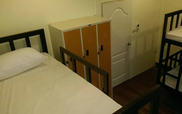 Sam Sen See  Hostel - photo 2